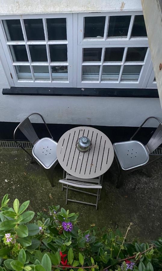 Monmouth House Apartments, Lyme Regis Old Town, Dog Friendly, Parking Luaran gambar